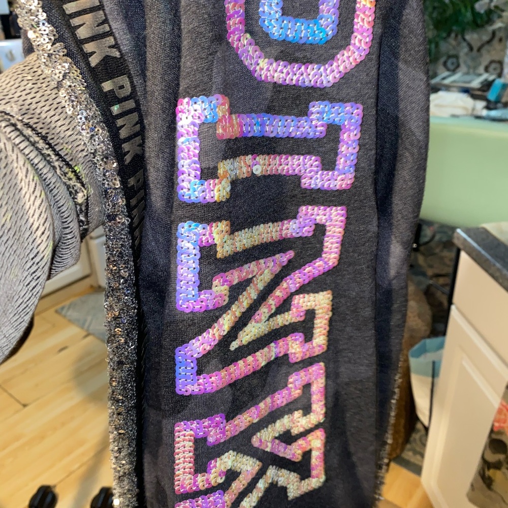 PINK VS |  sweat suit set with sequins - Picture 9 of 11